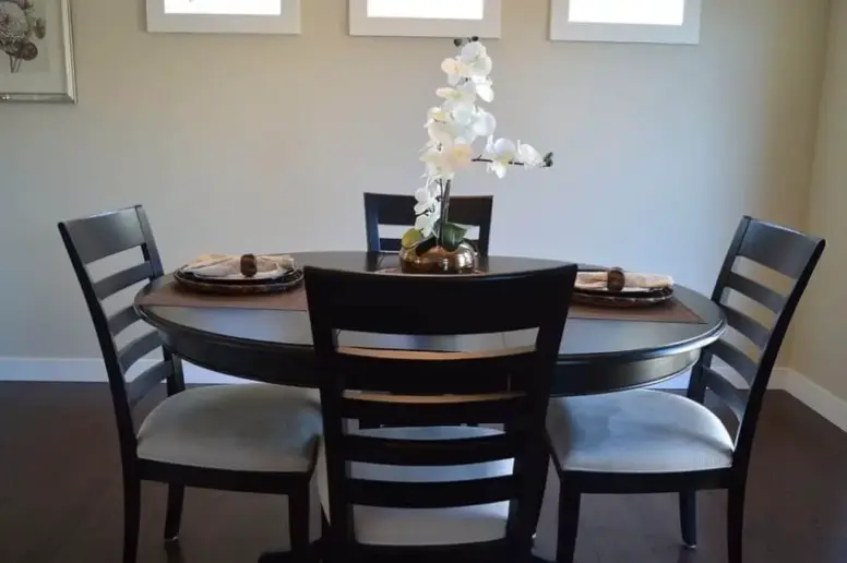 How To Protect Dining Room Table From Scratches? My Interior Palace