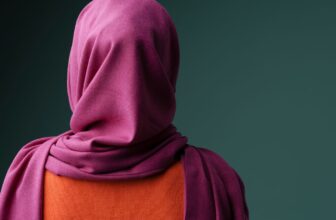 baju coksu cocok dengan jilbab warna apa
