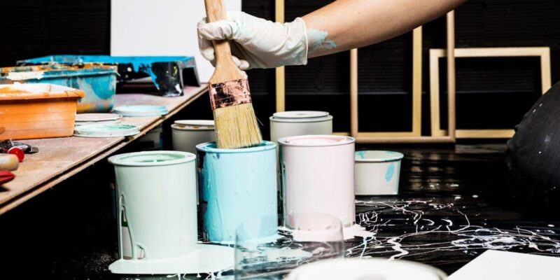 How to Select a Professional Painting Contractor