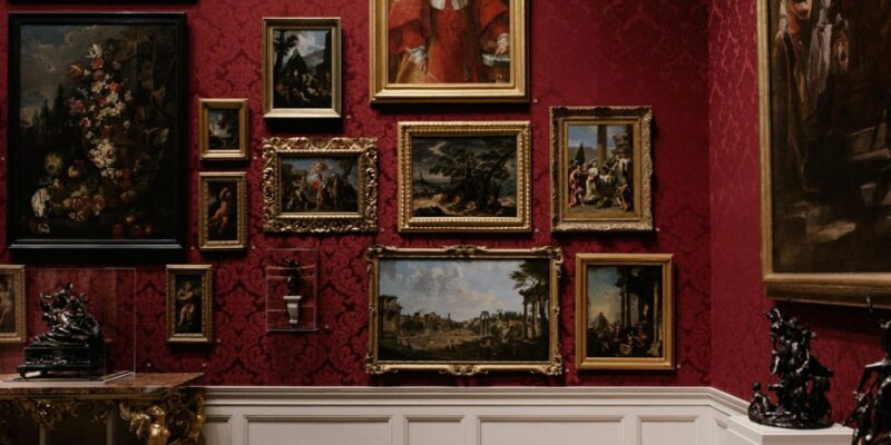 Maximalism Unveiled: Embracing Bold and Eclectic Design to Personalize Your Space