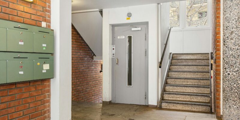 What Sizes and Types of Floor Access Doors Are Suitable for Commercial Buildings and Basements?