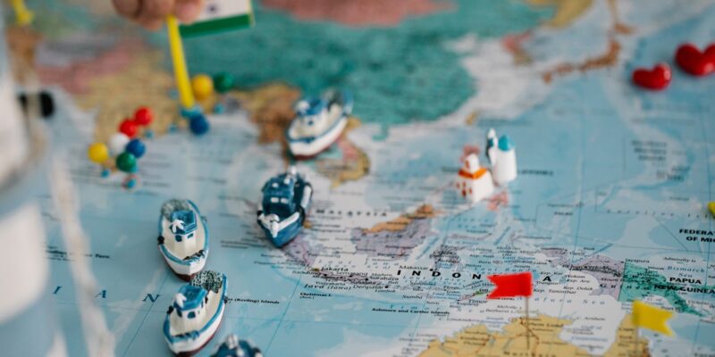 Wooden Map Puzzles: A Perfect Gift for Curious Minds