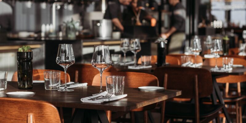 5 Convincing Reasons to Invest in Quality Restaurant Chairs