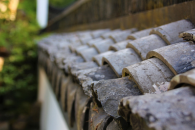 Repair or Replace? Making the Right Roofing Decision