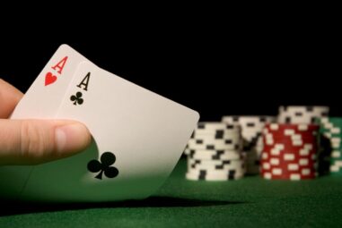 The Ultimate Guide to Online Poker: Tips and Strategies for Professional Players
