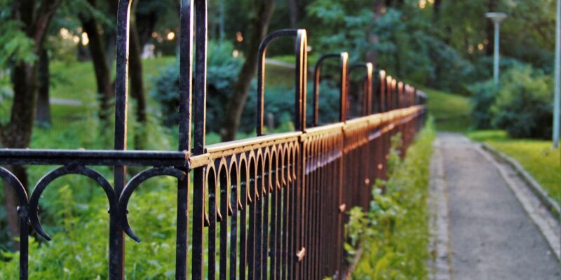 Hiring a Professional Marietta Fence Contractor for Your Metal Fence Installation