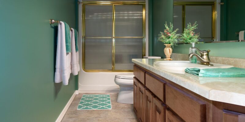 Bathroom Remodeling Contractors: Crafting Your Dream Retreat