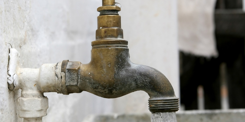 5 Ways to Protect Your Plumbing Fixtures From Hard Water