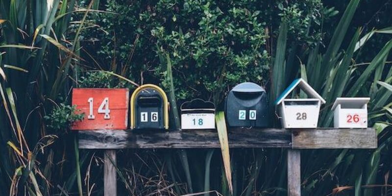 How to Choose the Ideal Location for Your Home Mailbox