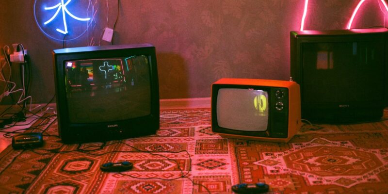 Retro Gaming Chic: Decorating With a Nostalgic Twist