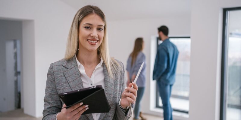 Finding the Real Estate Agents: Your Guide to a Stress-Free Experience